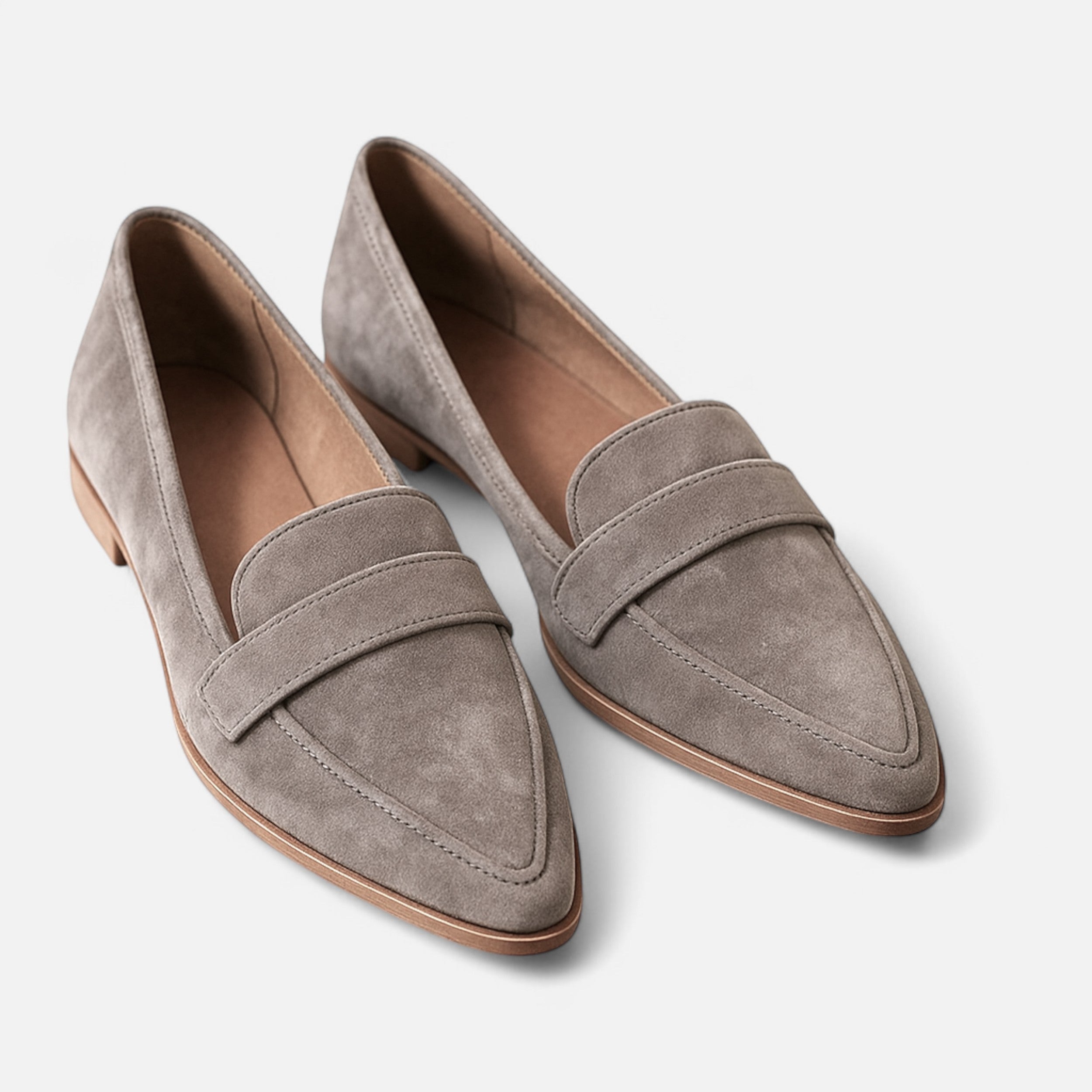 Women’s Retro Pointed-Toe Loafers
