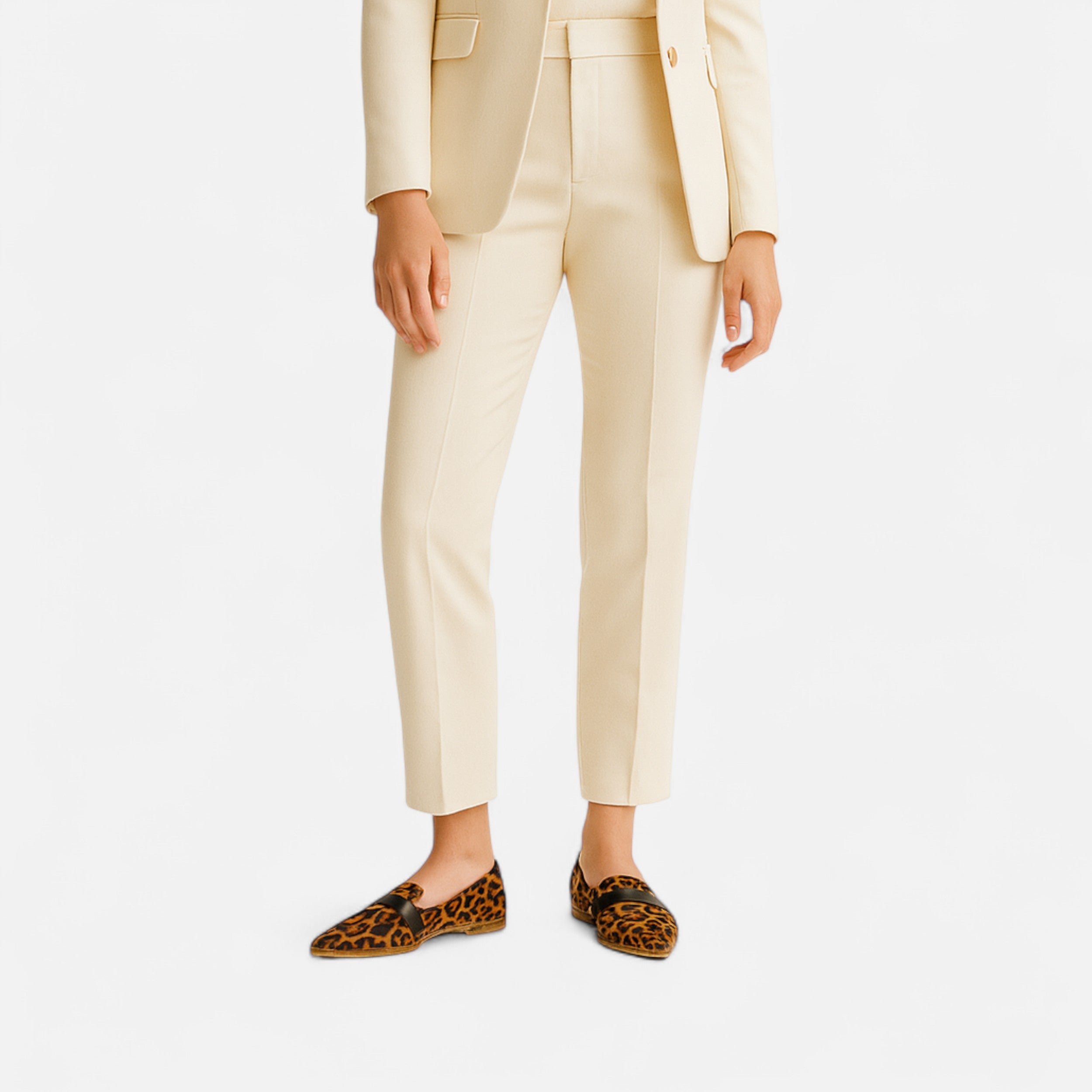 Women’s Retro Pointed-Toe Loafers