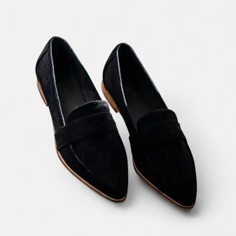 Women’s Retro Pointed-Toe Loafers